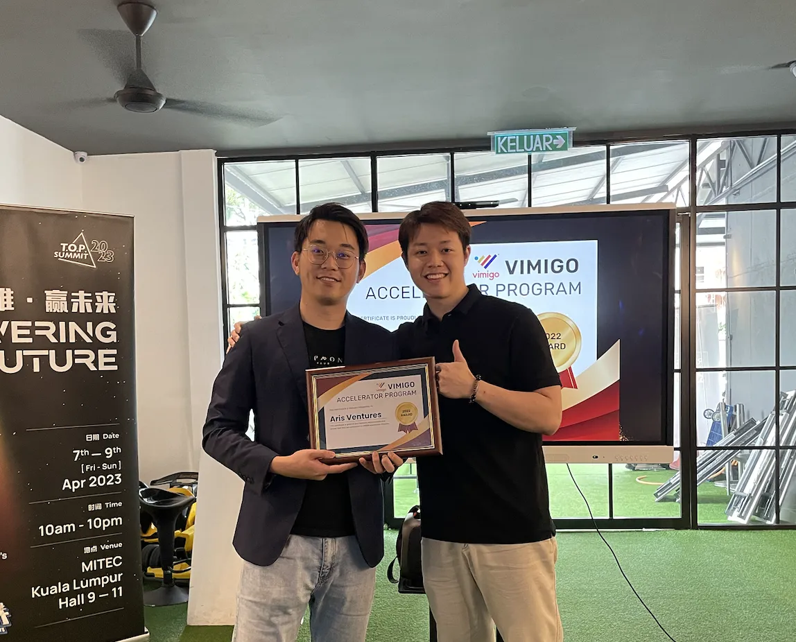 Aris Ventures award presentation